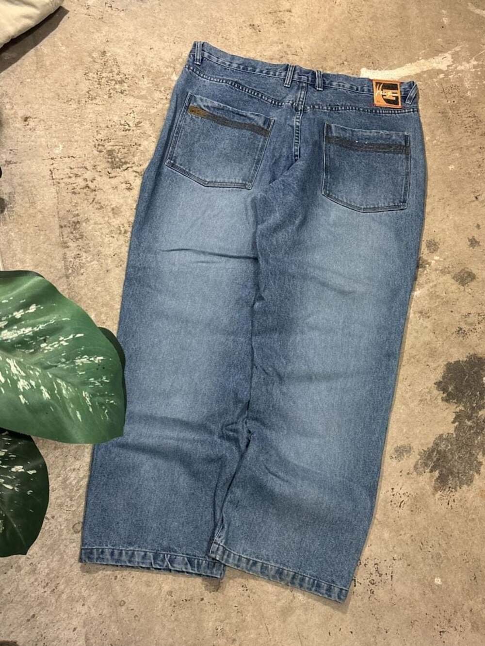 Vintage Y2K phat farm baggy denim jeans 40x33